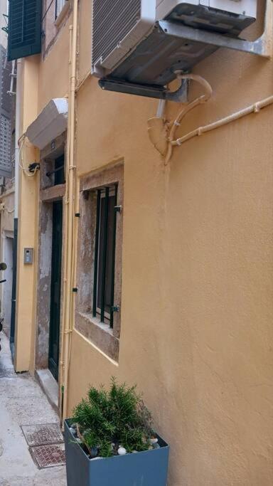 Apartamento Old Town Corfu Romantic Studio Manto Nymfes Exterior foto